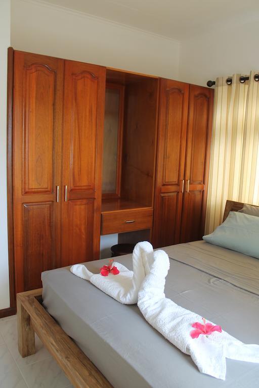 Central Self Catering Apartments Felicite Island Kamer foto