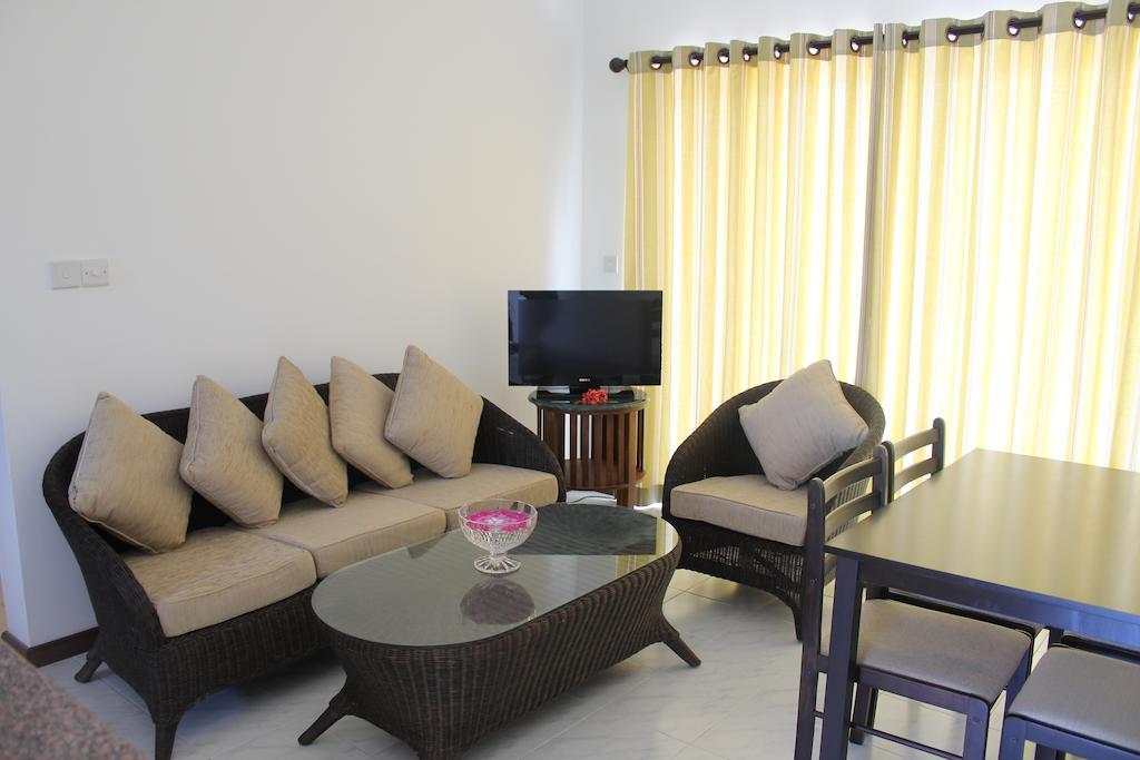Central Self Catering Apartments Felicite Island Kamer foto