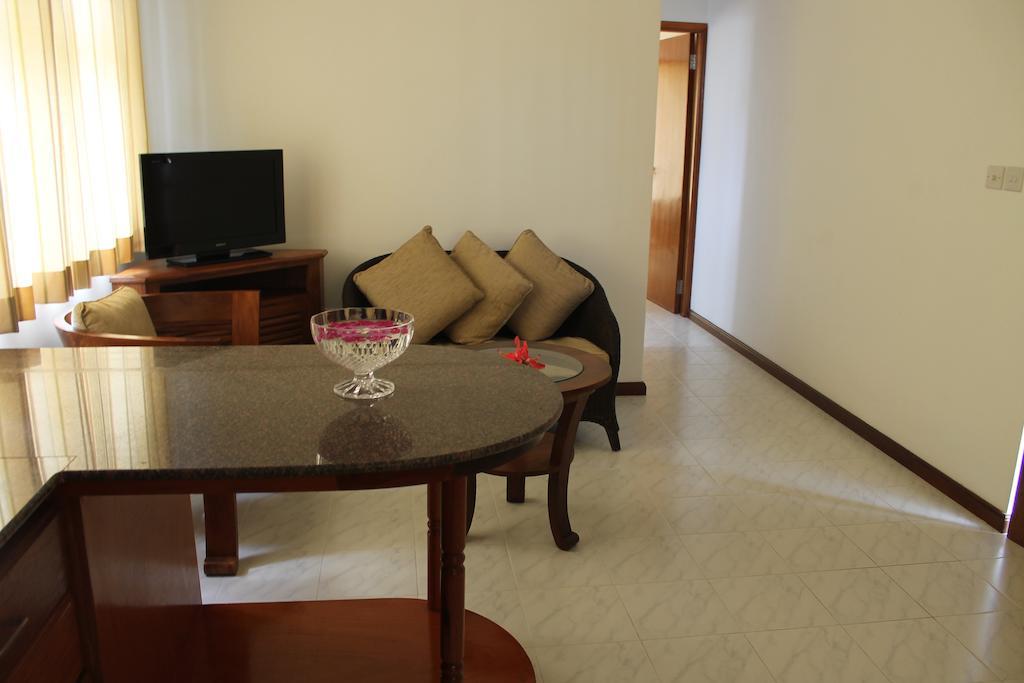 Central Self Catering Apartments Felicite Island Kamer foto