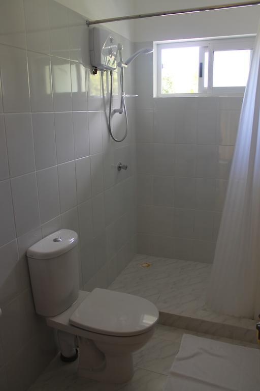 Central Self Catering Apartments Felicite Island Kamer foto